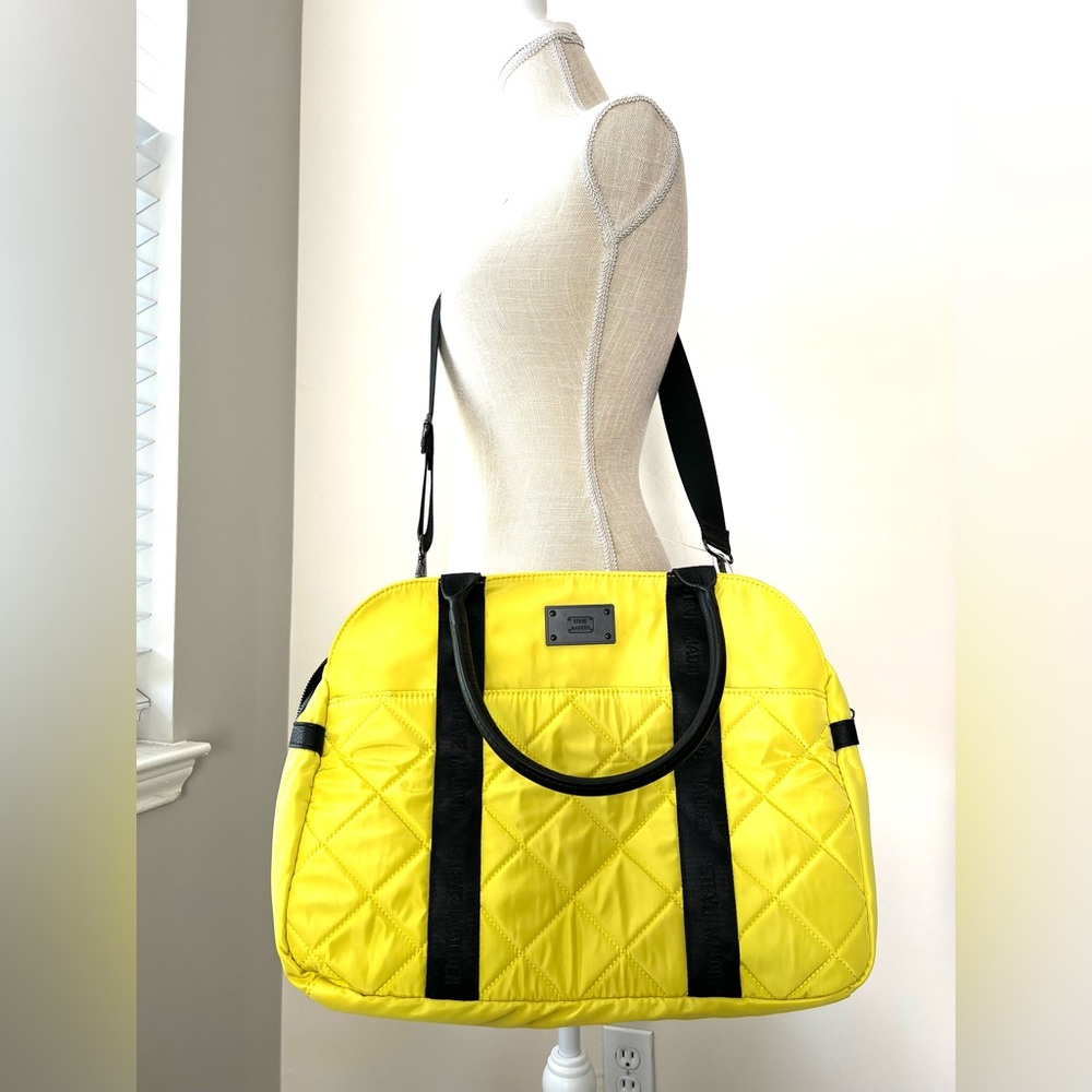NWT 🏷 STEVE MADDEN Lime Baustin Duffel Travel Overnight Weekend Bag Nylon